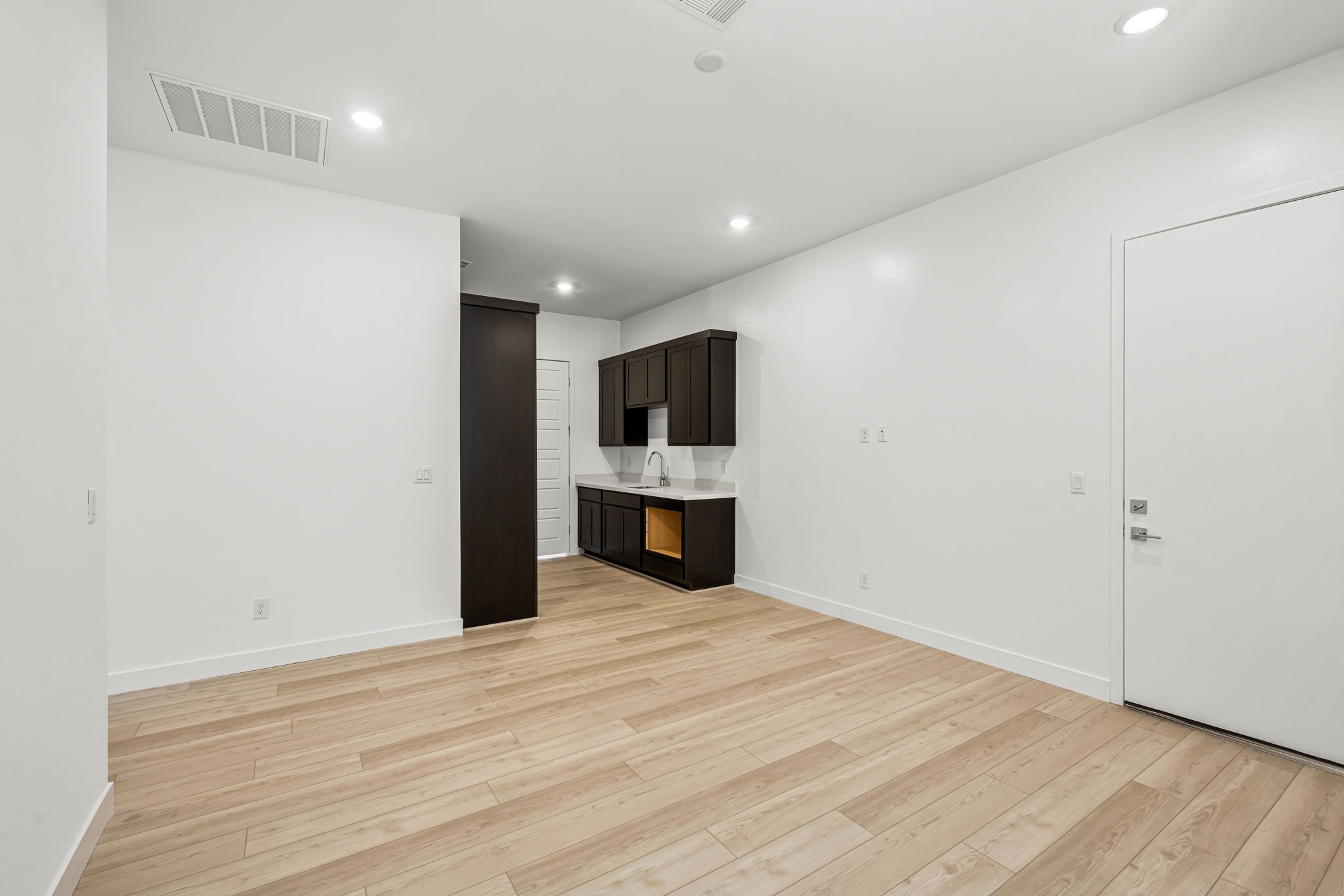 17 web or mls Lennar  7280 Fire Wire Ave 17