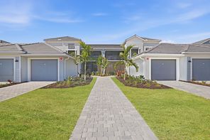 15435 Green Acres Ave 2427 (Bromelia II)