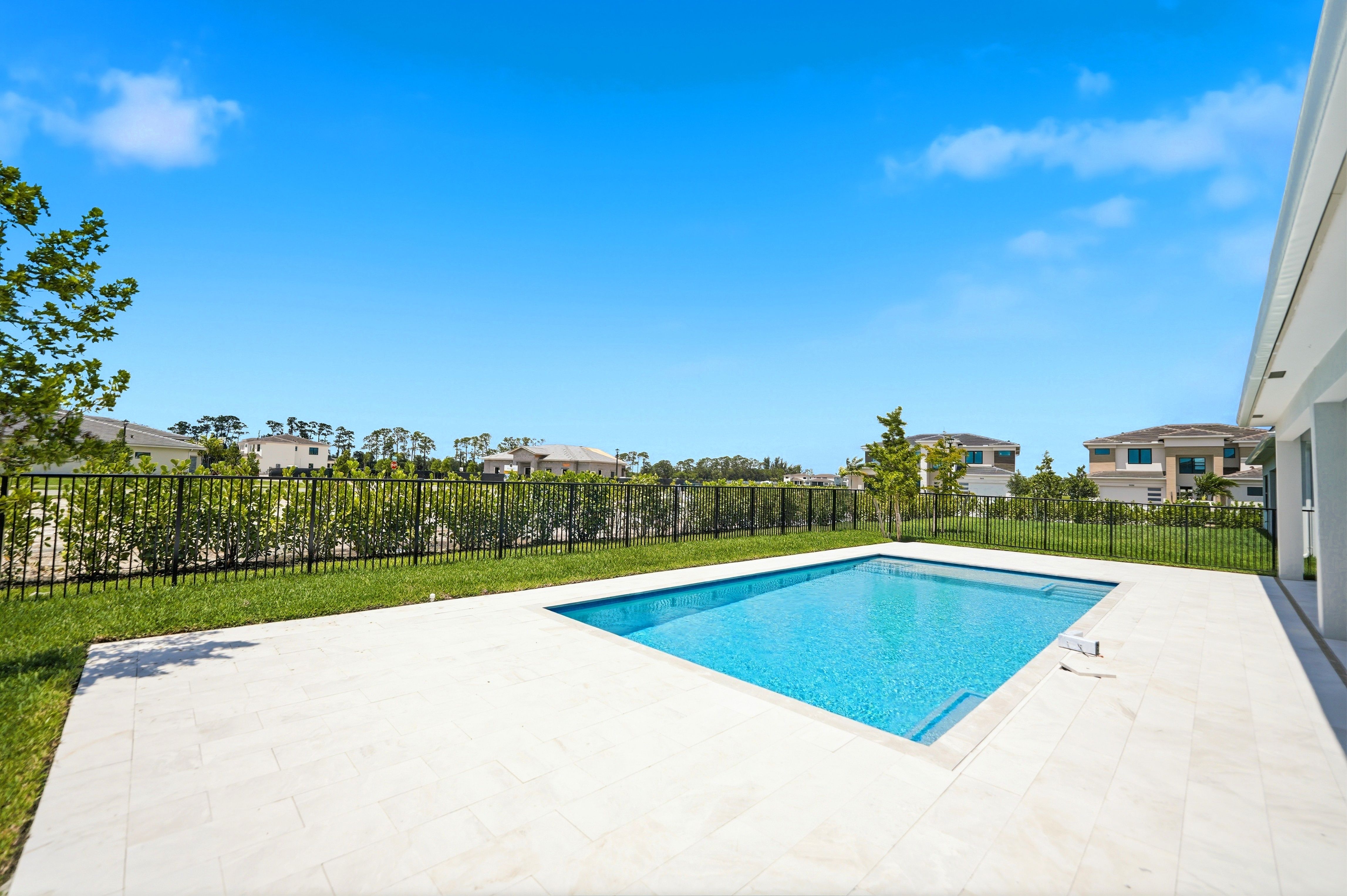 Kensington Whitmore Estates Versailles QMI H S123 Exterior Backyard Pool 7of8 F1