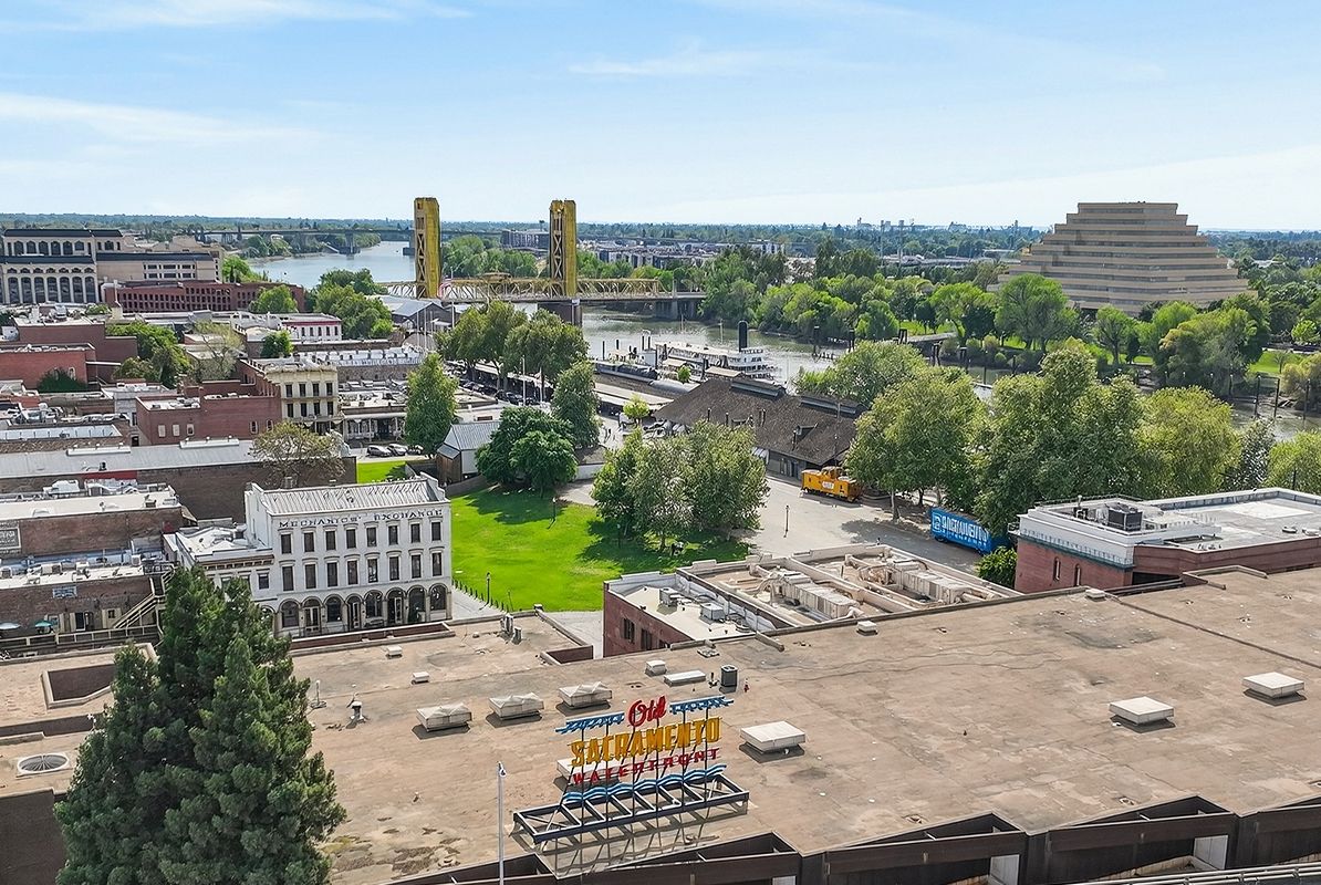 Old Sacramento Waterfront