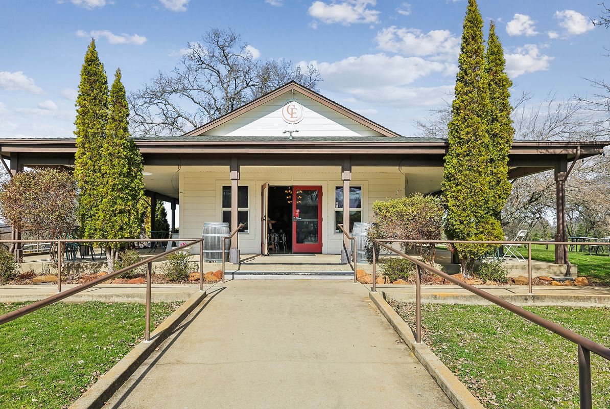 Sacramento Rescue Cielo Estate Winery 3of13