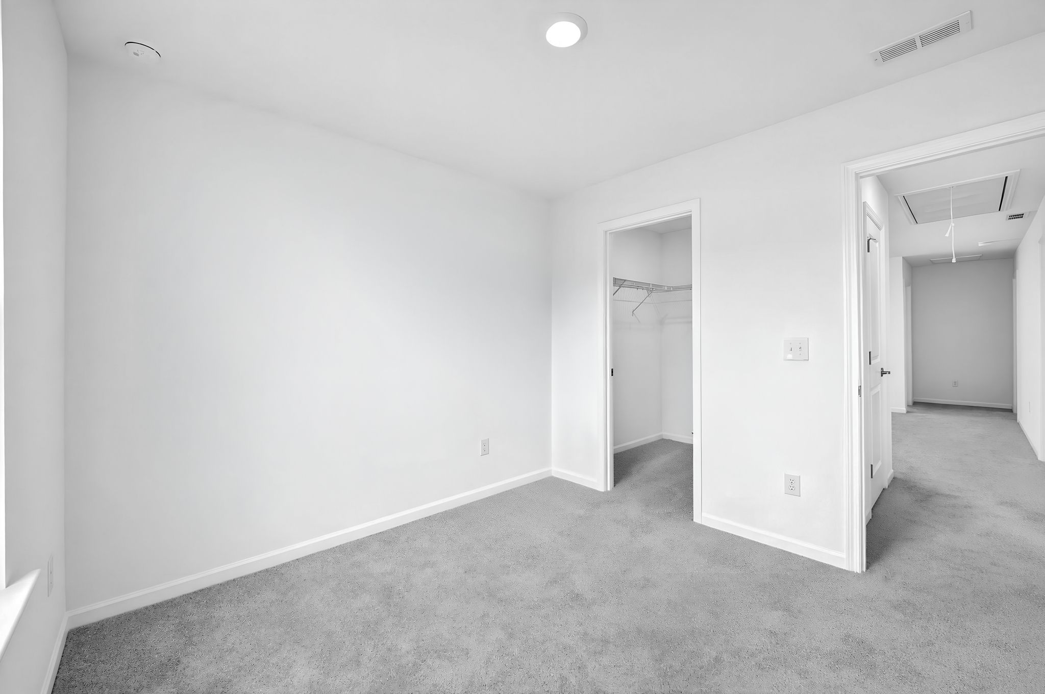 Redhawk Walk Westbury Basement 17
