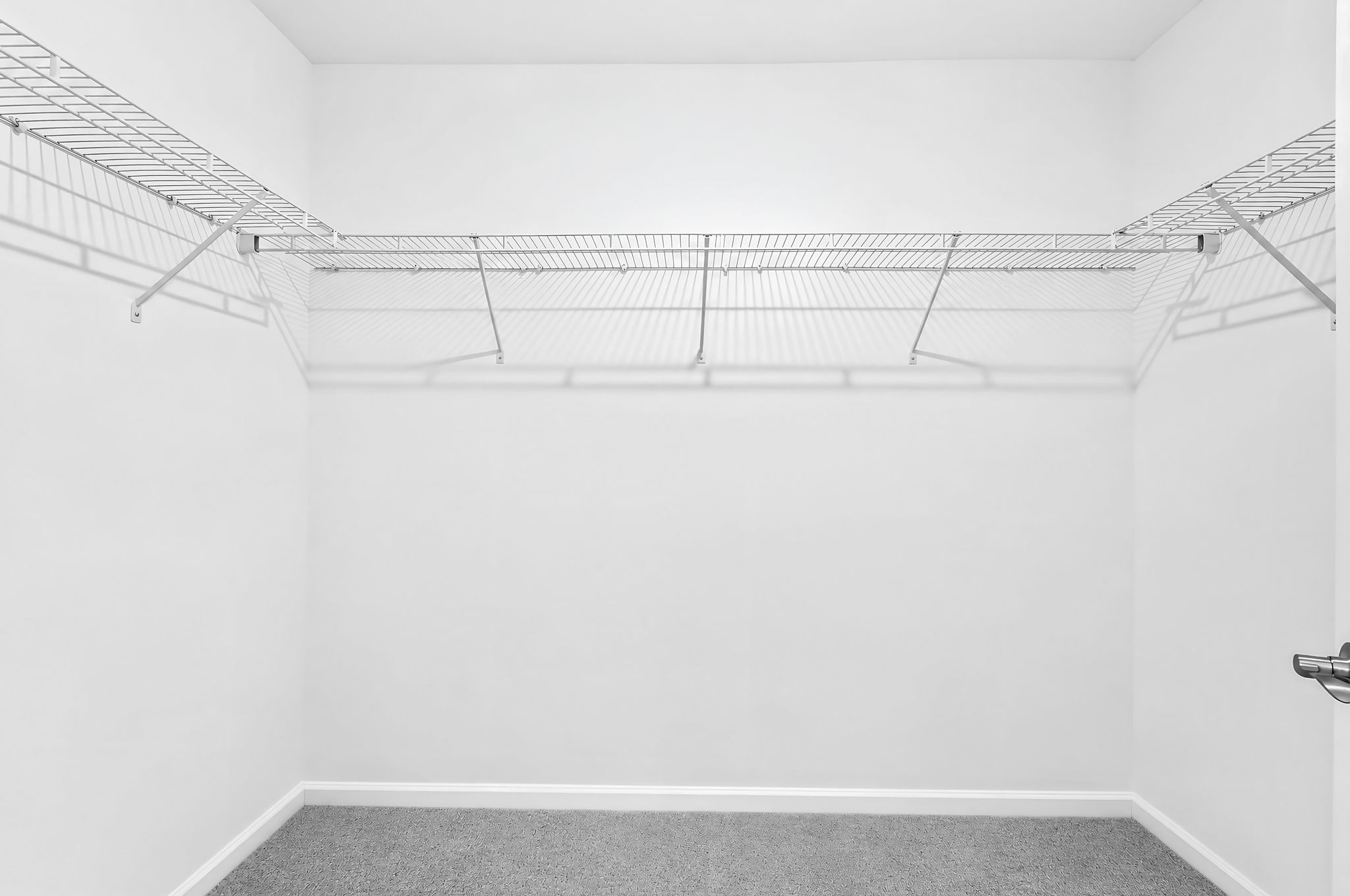 Redhawk Walk Westbury Basement 26