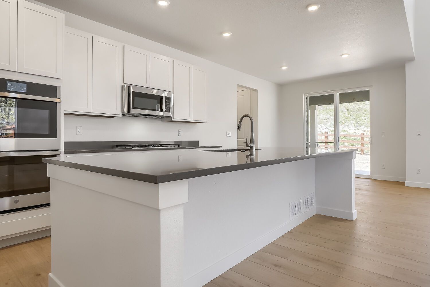 24734 E Kettle Ct   Web Quality   006   06 Kitchen