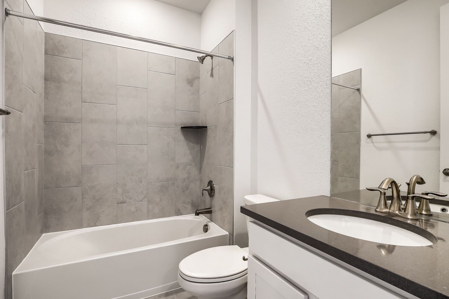 24734 E Kettle Ct   Web Quality   009   09 Bathroom
