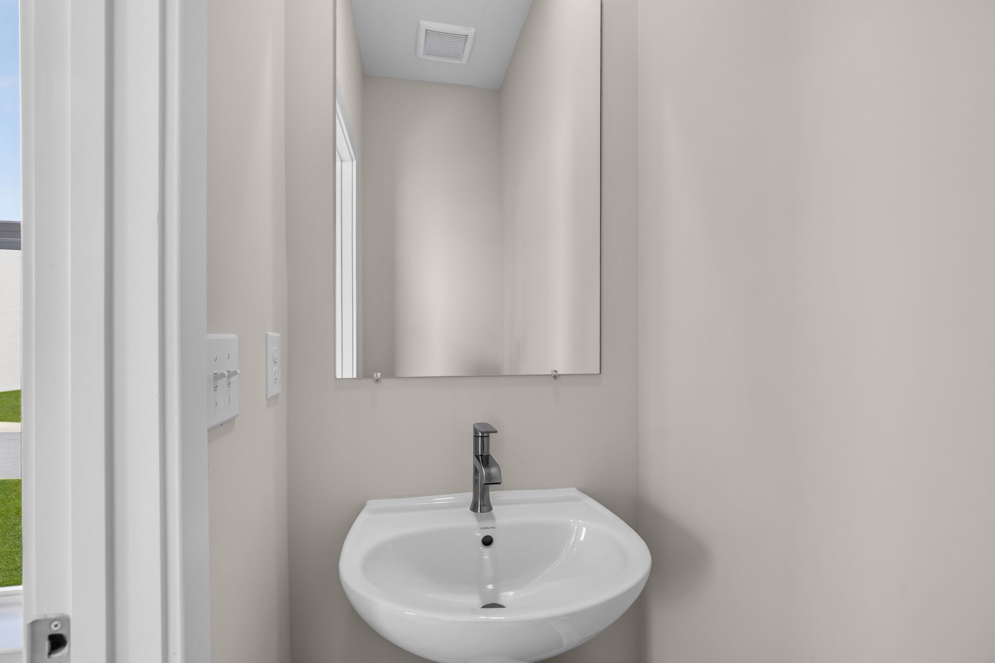 Magnolia Landing Tydings IIFL Powder 1of2 F2