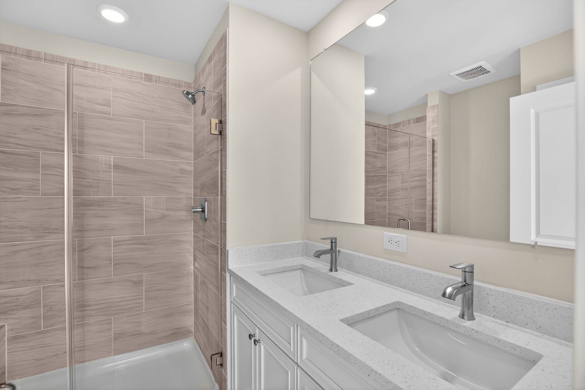 Magnolia Landing Tydings IIFL Owners Bath 4of4 F3