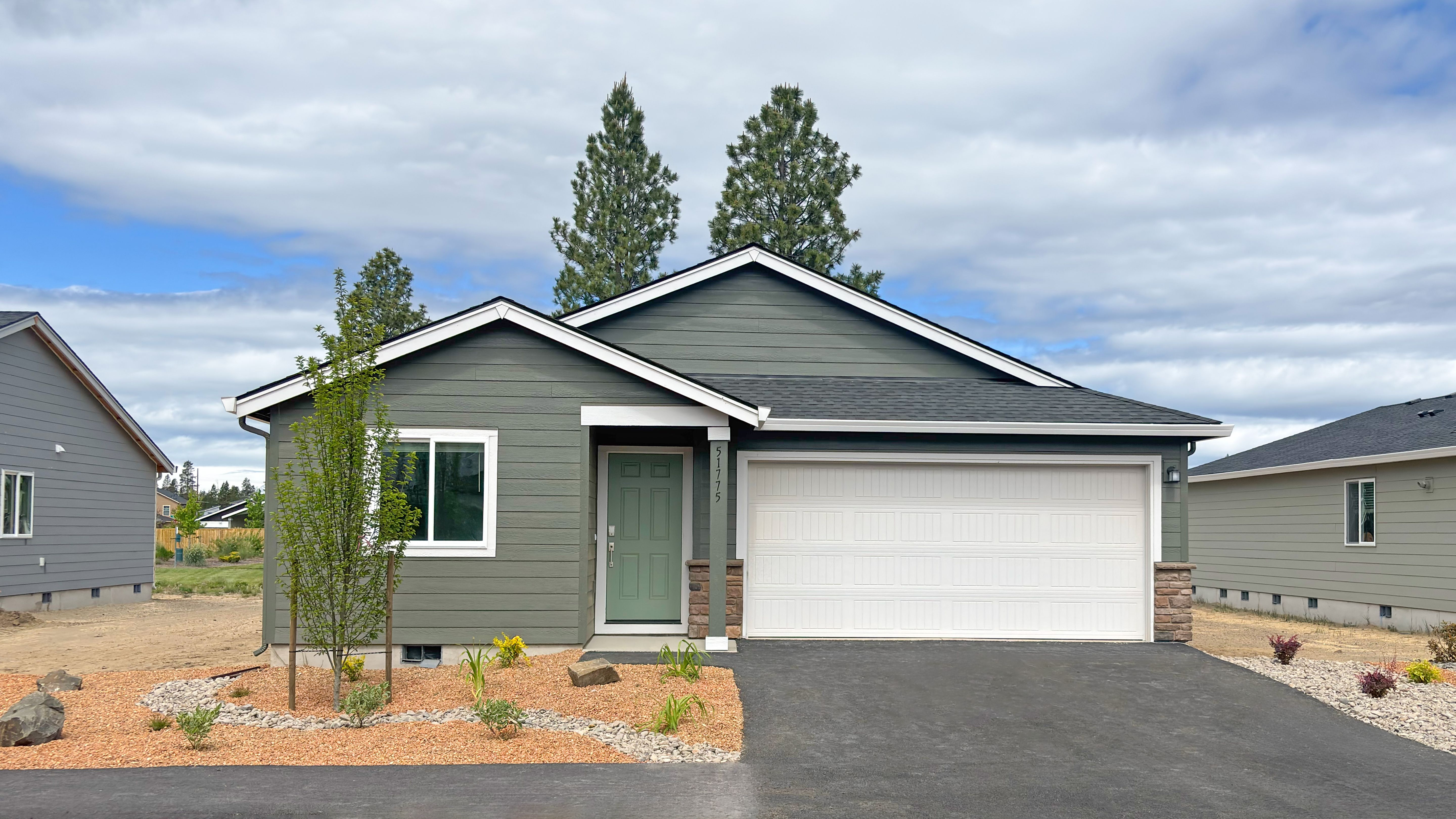 Reserveinthe Pines Jordan QMI H S144 Exterior