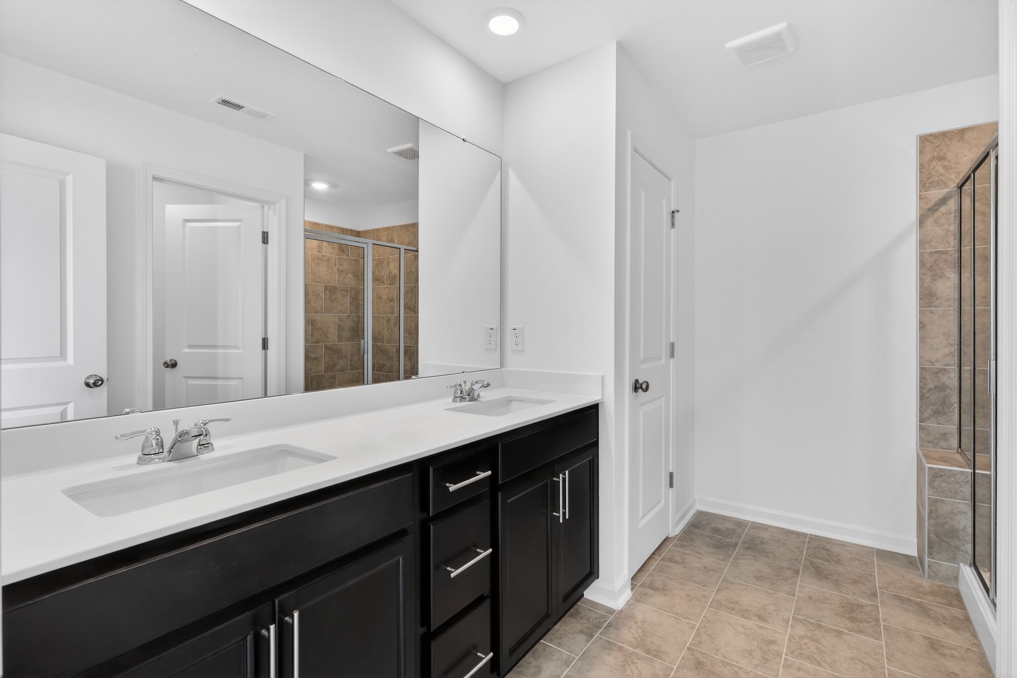 31 1121 Barred Owl Trl Bathroom  027
