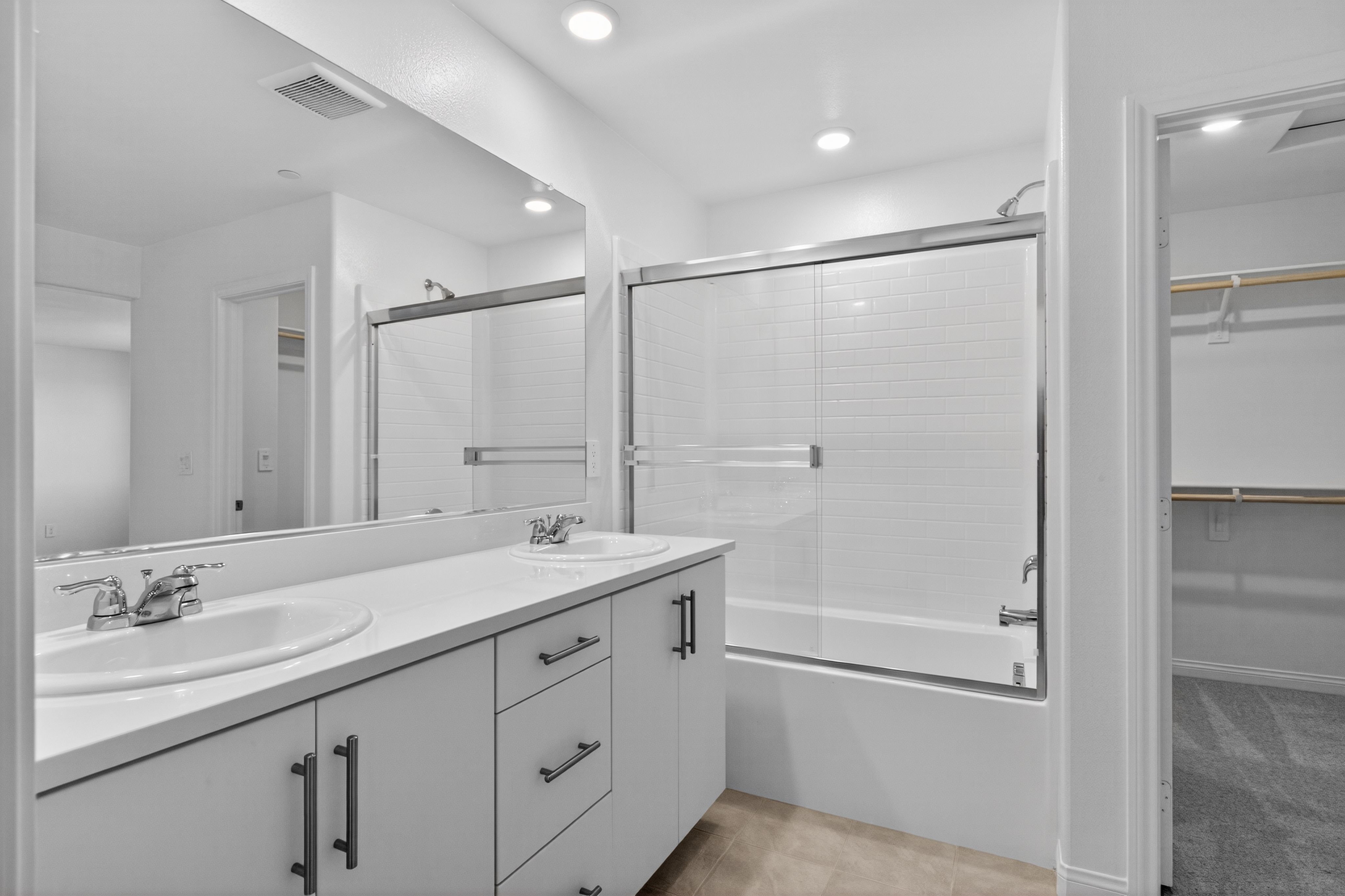 Ara Skyborne Residence3 24