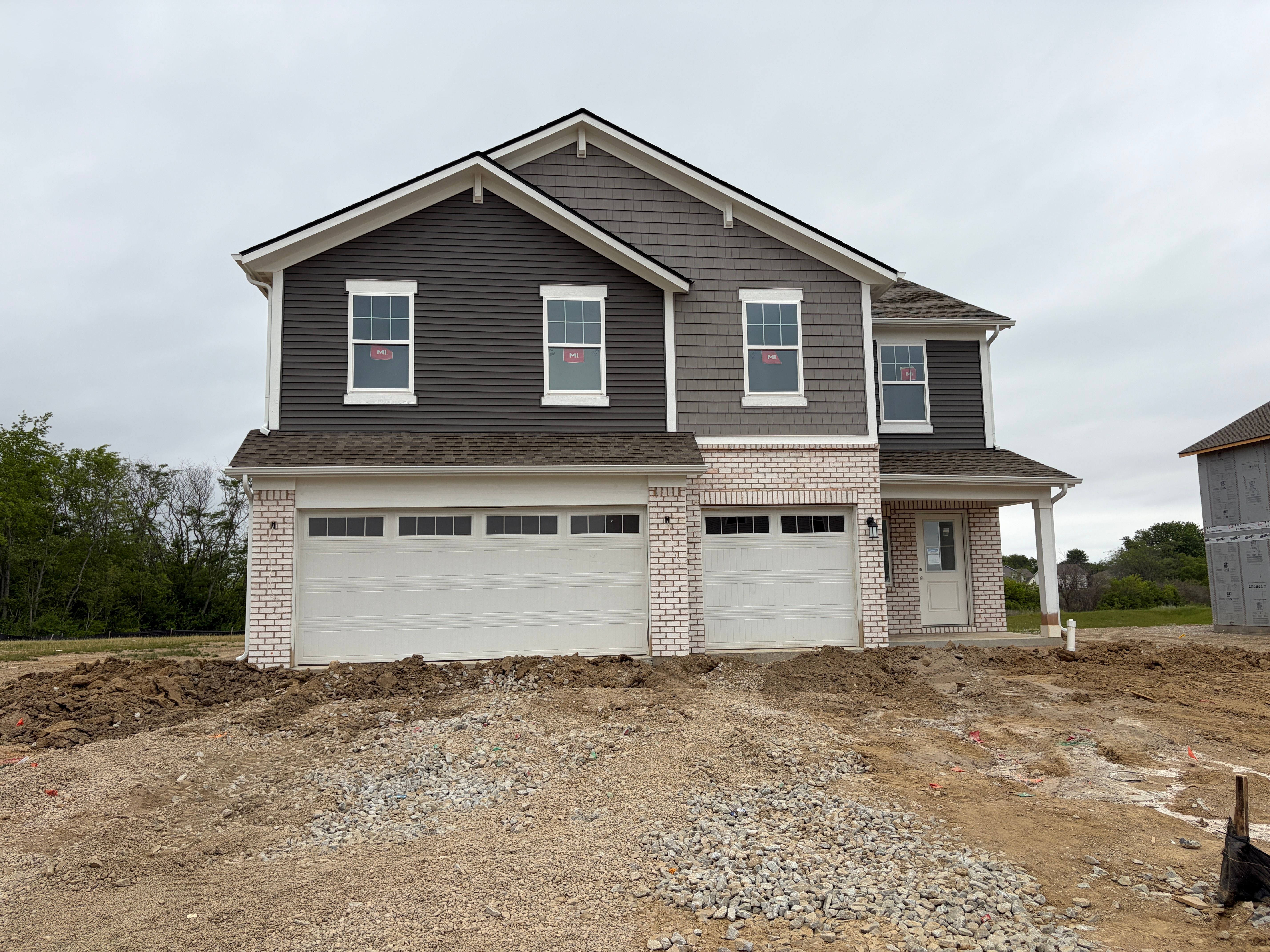 Wentworth - Kingsbridge - Kingsbridge 3-Car Venture: Franklin, Indiana - Lennar