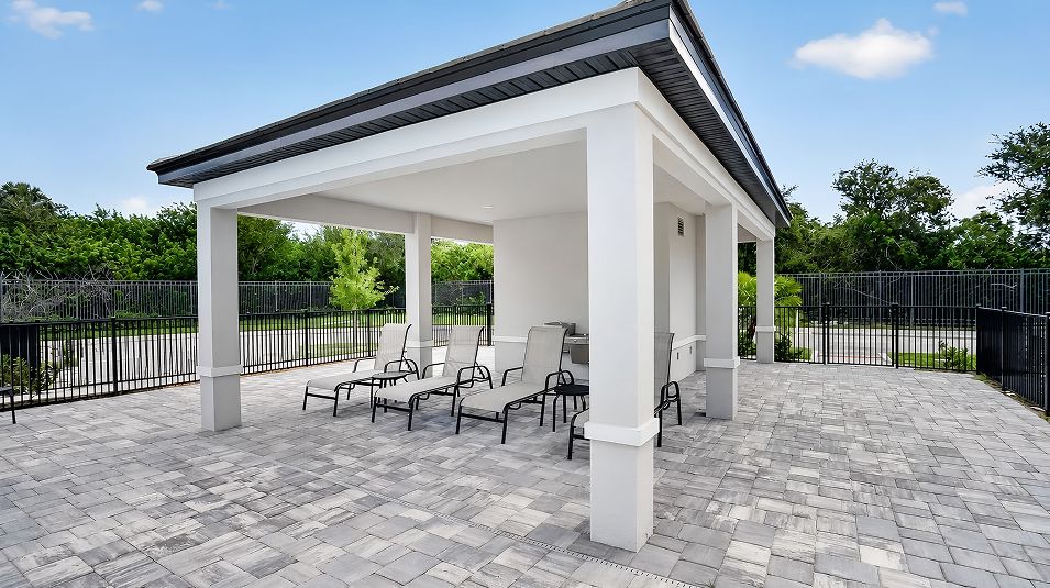 Legends Cove Amenity Pool 4of4