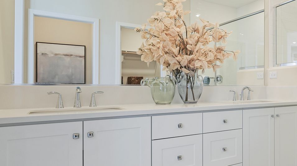 Jewel Valencia Res5 Owners Bath F3