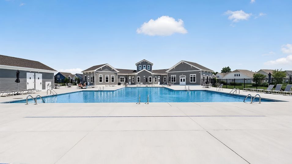 Acadia Landing Amenity Pool 1of5
