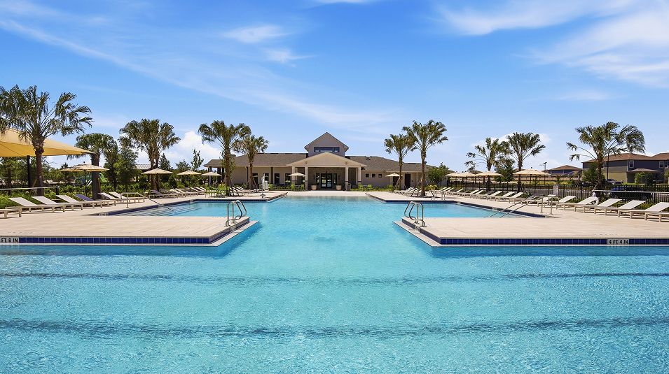 New Port Corners Amenity Pool 1of12