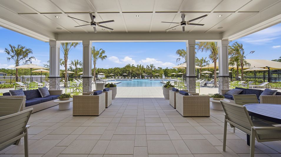 New Port Corners Amenity Pool 7of12