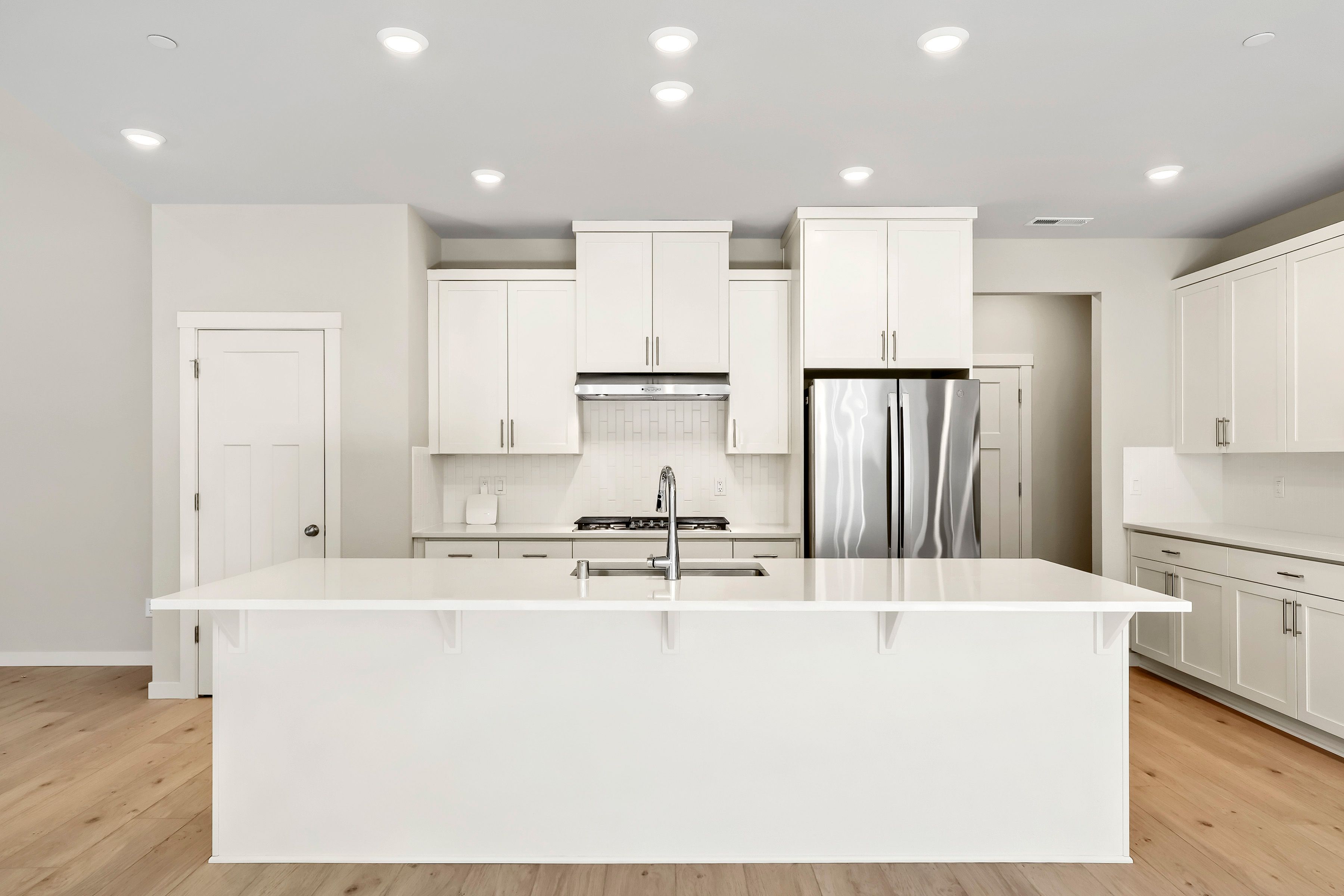 16907 NE 37th Ave   Print Quality   012   12 Kitchen