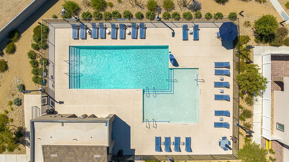 Axel Sunstone Aerial Pool 8of8