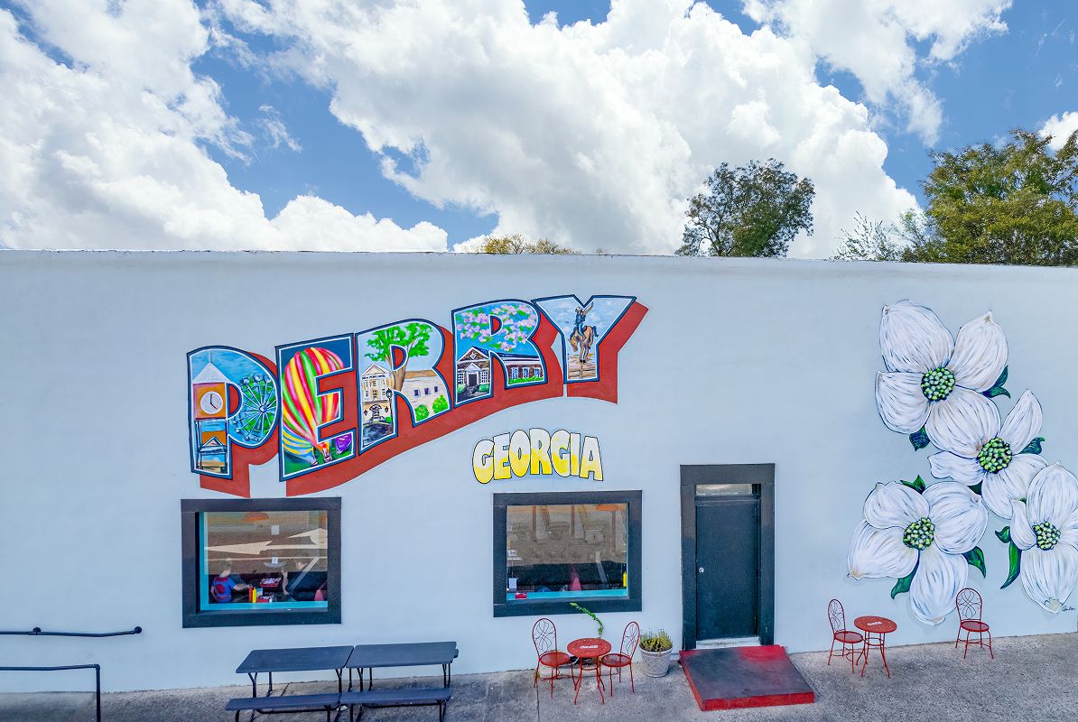 Warner Robins Perry Mural