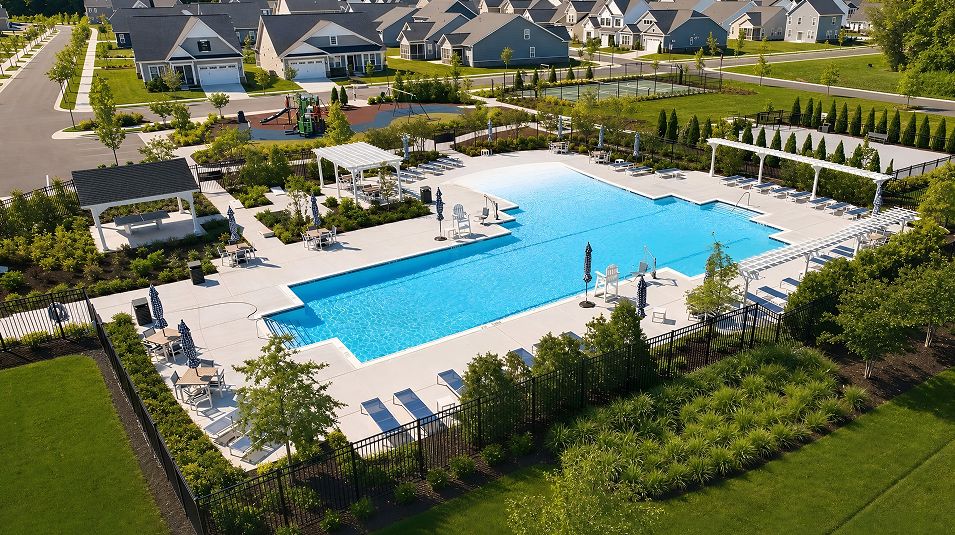 Lakeside Trappe Amenity Pool 1of3
