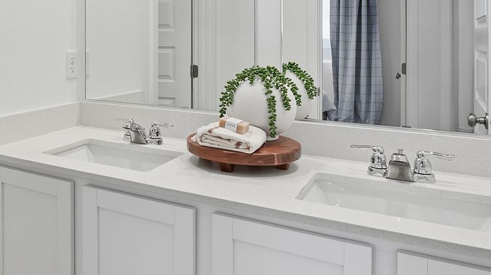 L021 Clark Bath2 F2 Base1