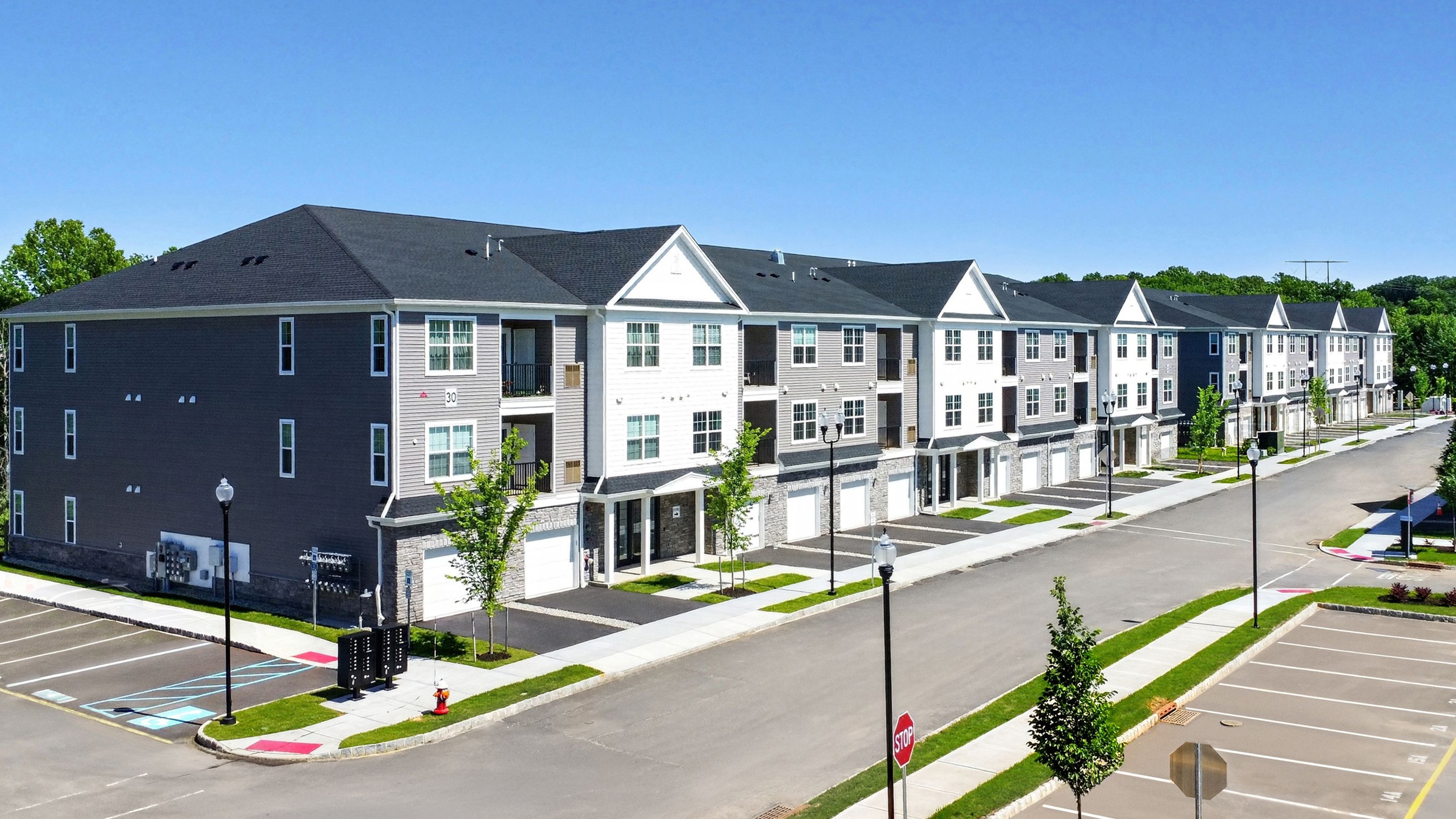 Terraces Monroe Parke Streetscape 5of14