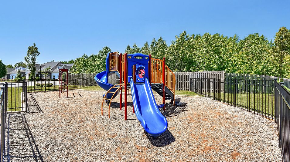 Monroe Parke Amenity Tot Lot 1of4