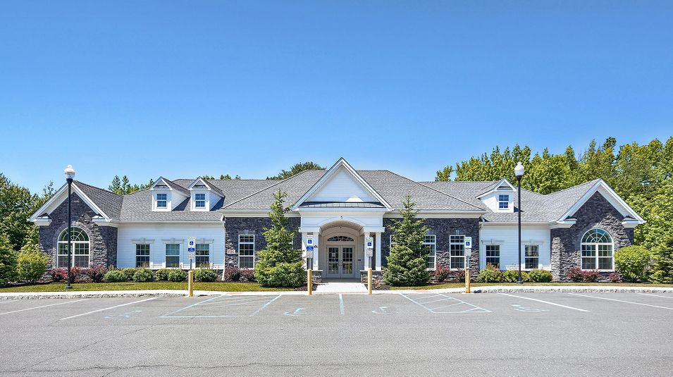 Monroe Parke Amenity Clubhouse 2of3