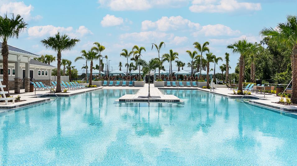 Prosperity Lakes Amenity Pool 9of33