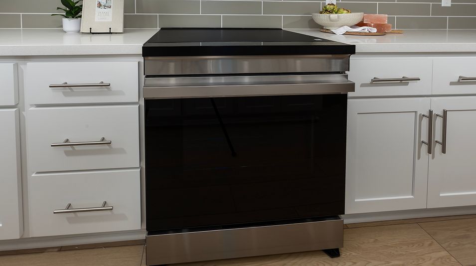 Evergreen Cedar Point Res2 EI Kitchen Range