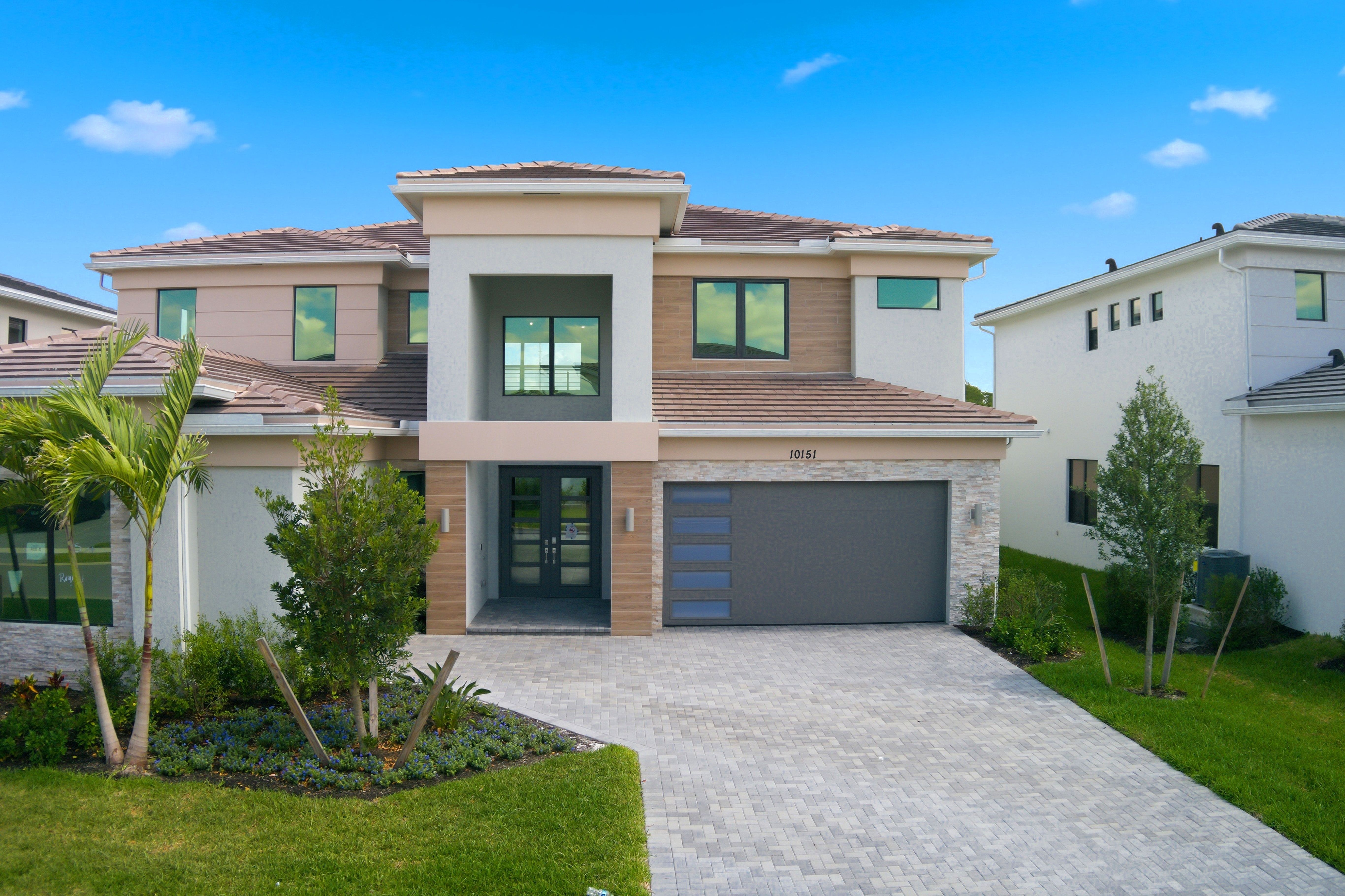 Versailles - Whitmore Estates - The Kensington Collection: Lake Worth, Florida - Lennar