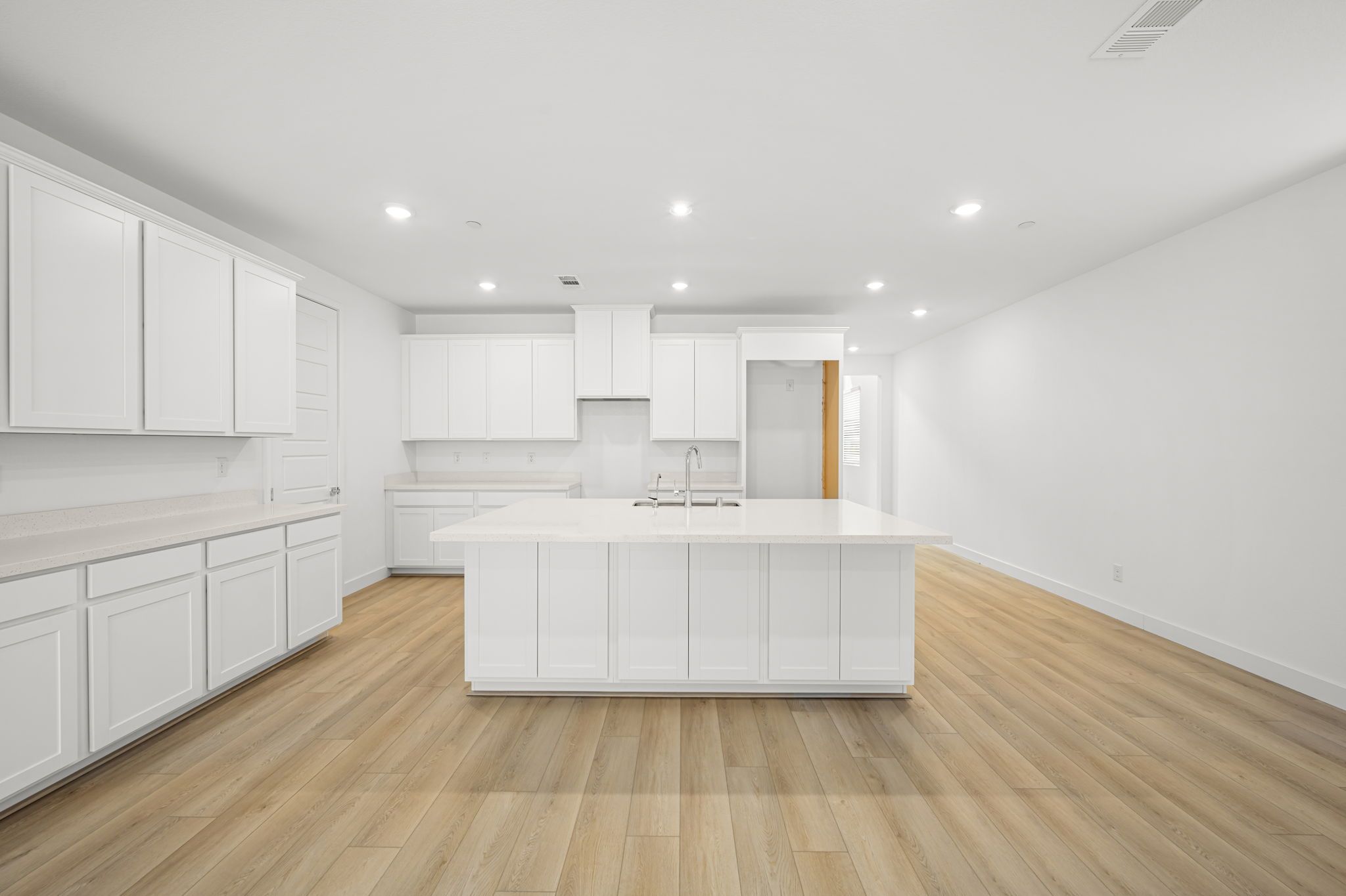 6 web or mls Lennar  11860 MIMICKING SONG LN 6