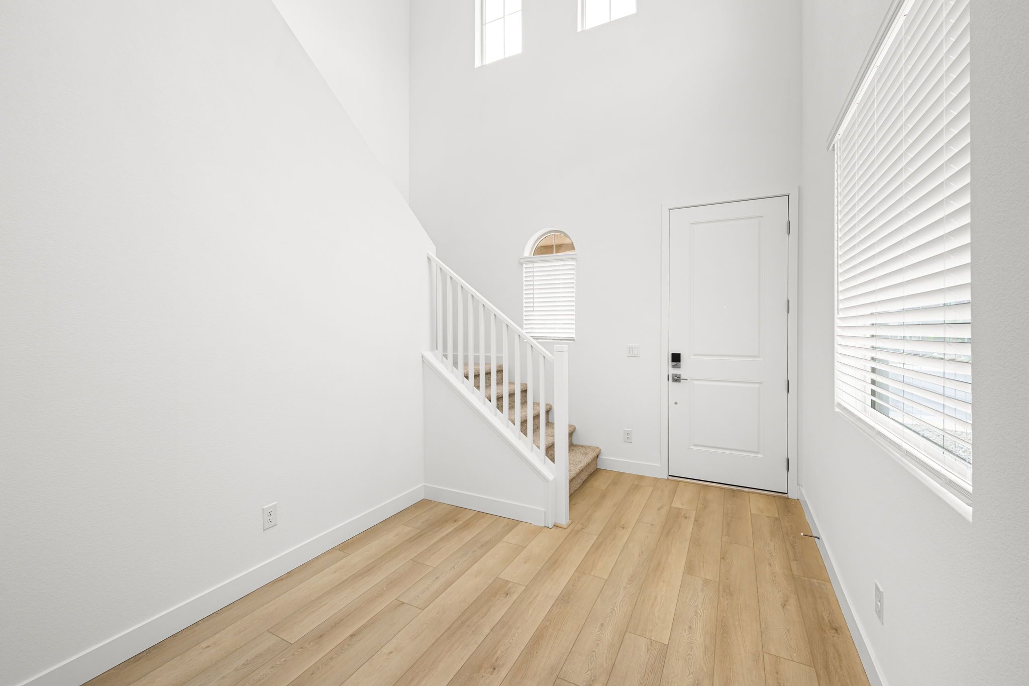 16 web or mls Lennar  11860 MIMICKING SONG LN 16