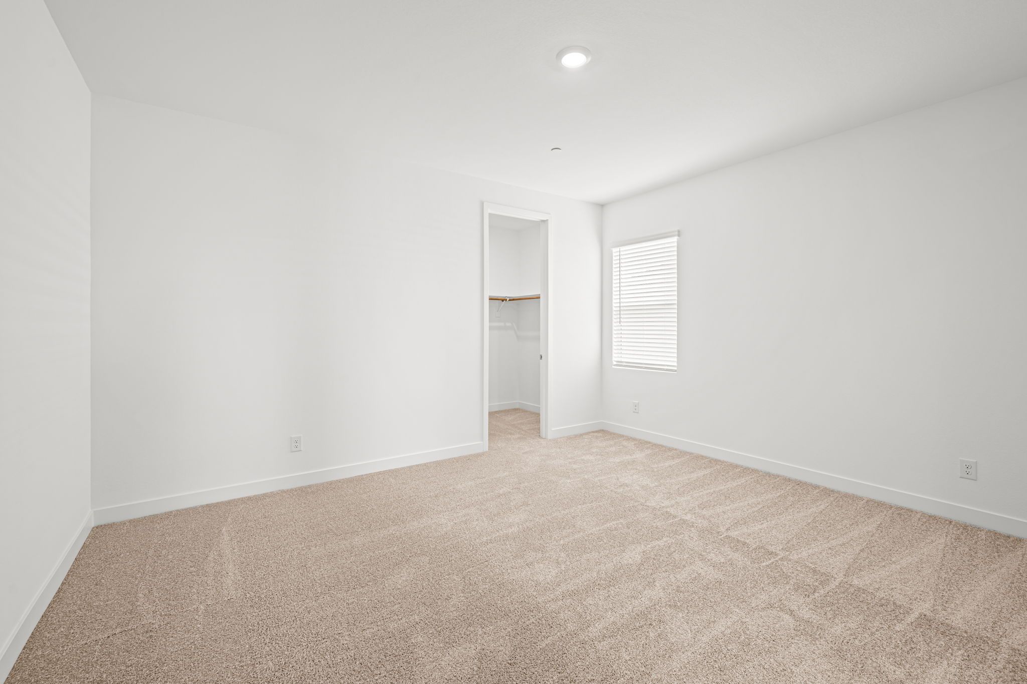 23 web or mls Lennar  11860 MIMICKING SONG LN 23