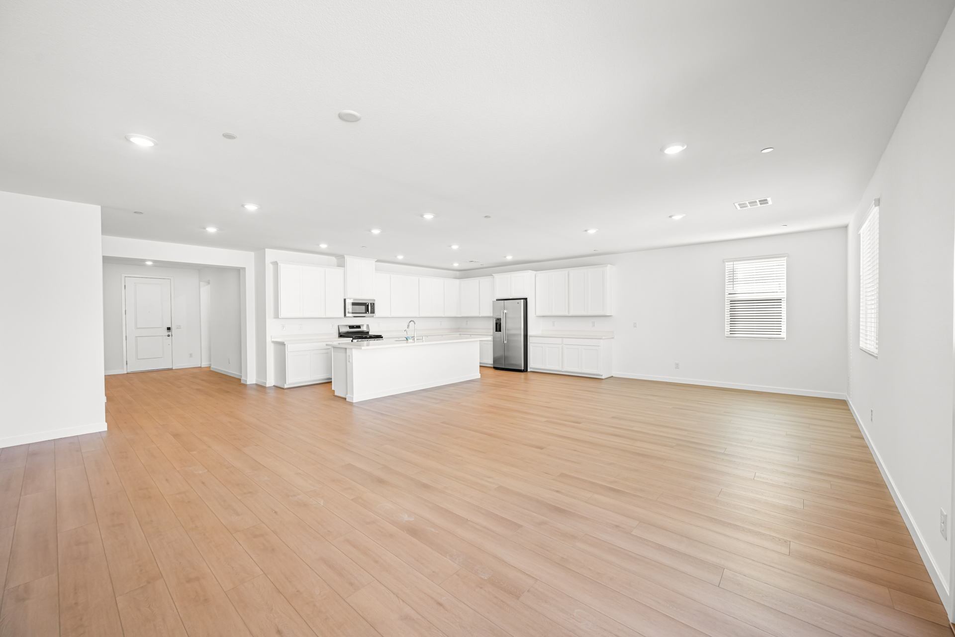 Lennar Lago Del Sol1444biancafalls3