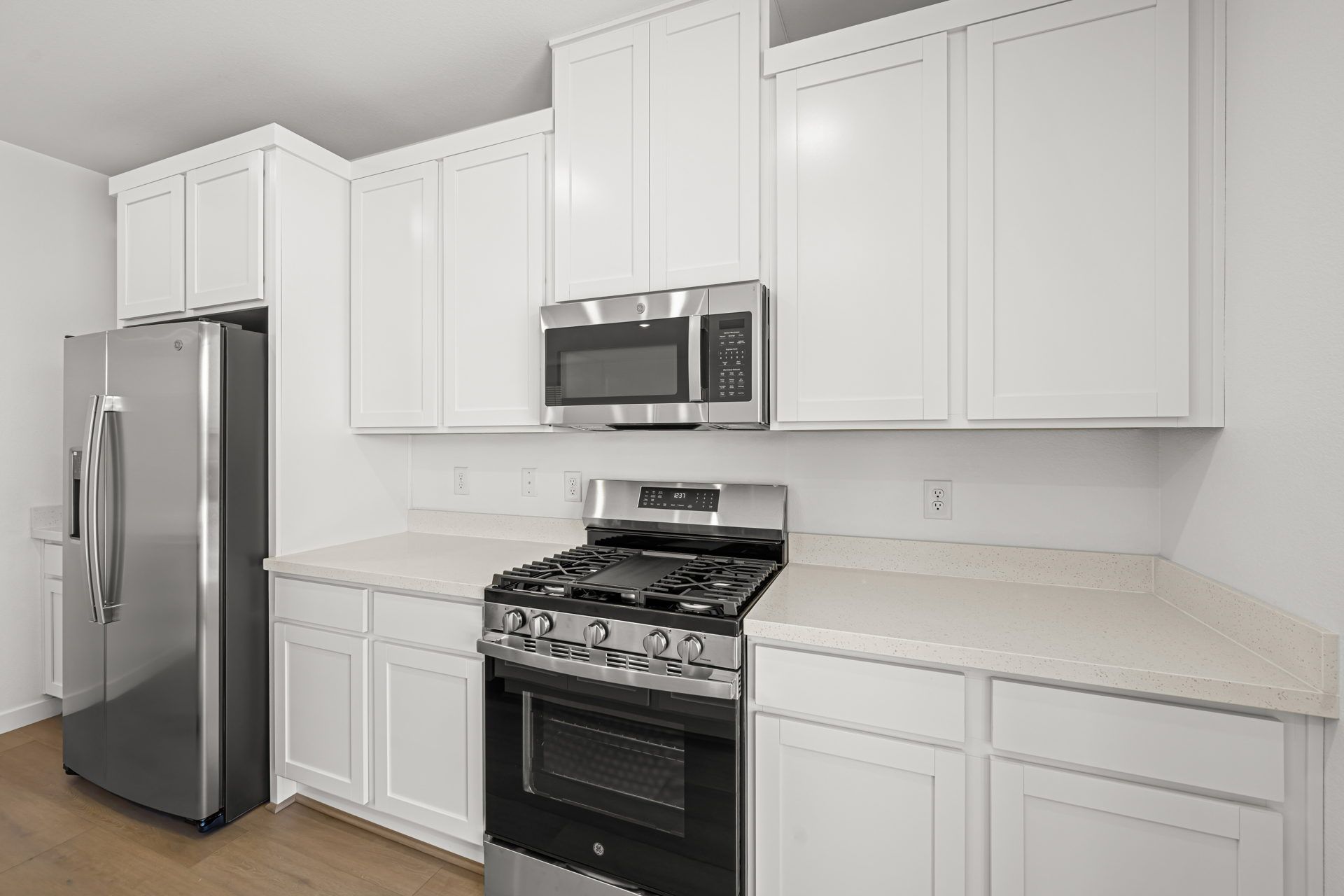 Lennar Piazza1518 Capri Cascades Court11