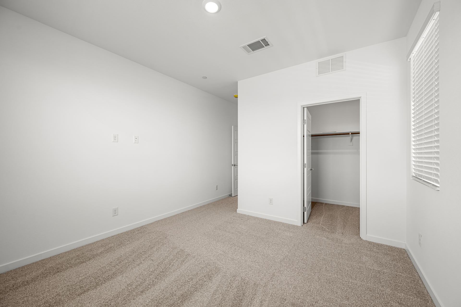 Lennar Piazza1518 Capri Cascades Court20