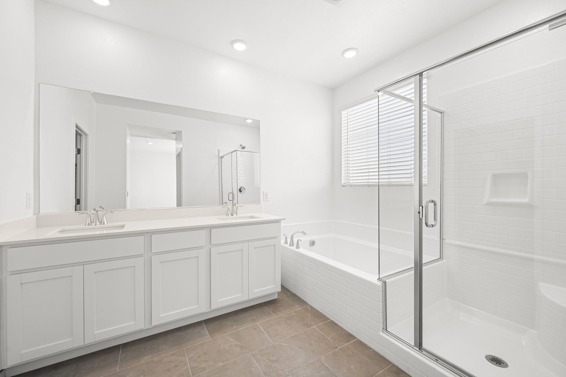 Lennar Piazza1518 Capri Cascades Court27