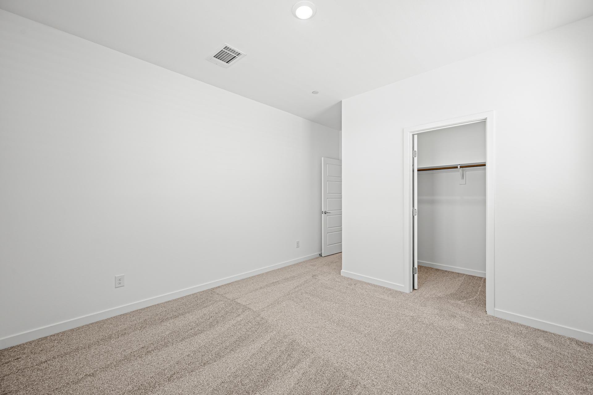 Lennar Piazza1518 Capri Cascades Court31