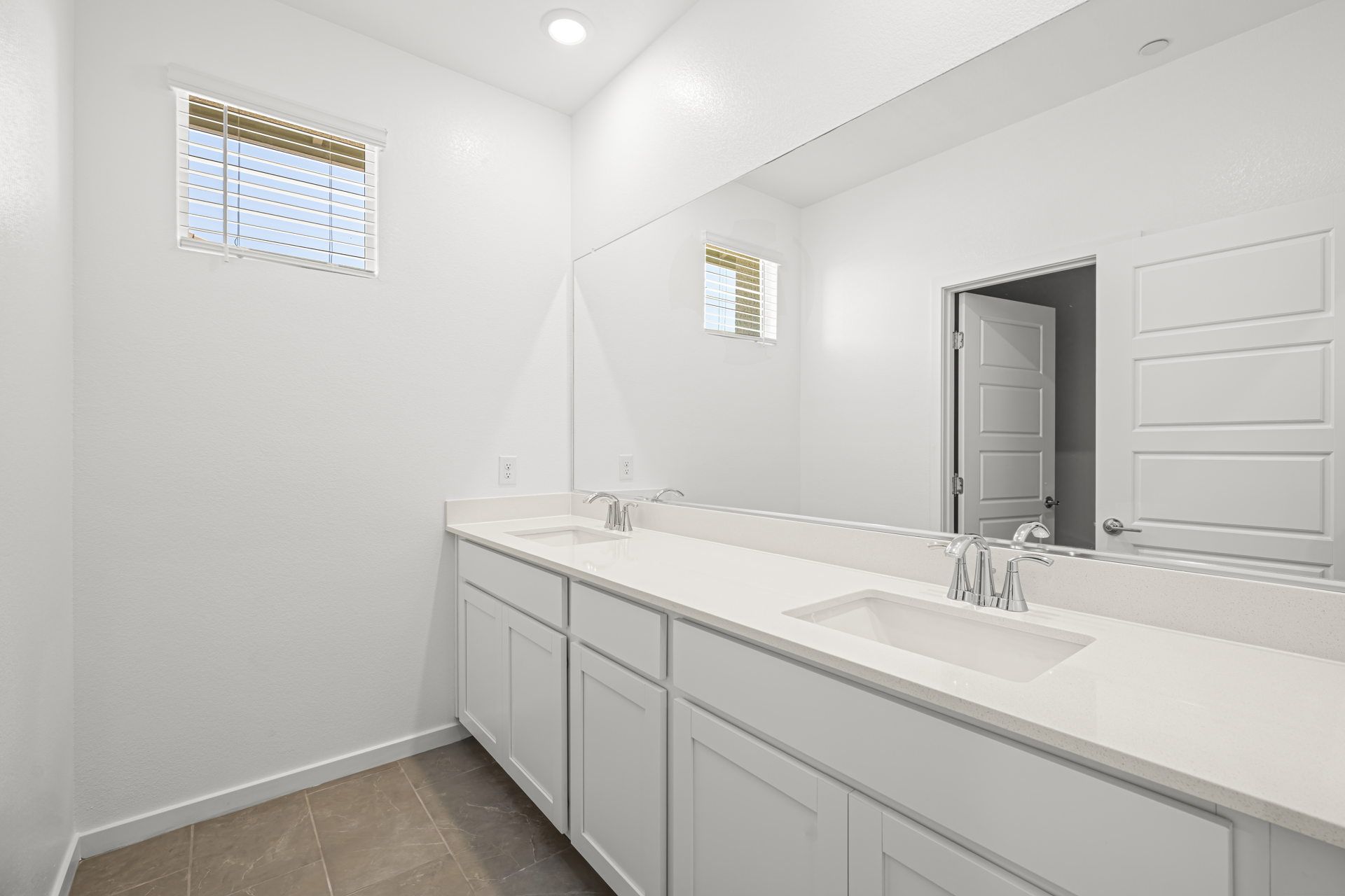 Lennar Piazza1518 Capri Cascades Court32