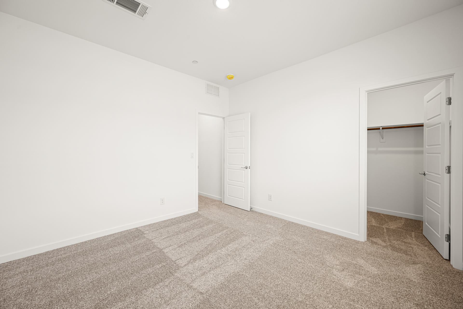 Lennar Piazza1518 Capri Cascades Court34