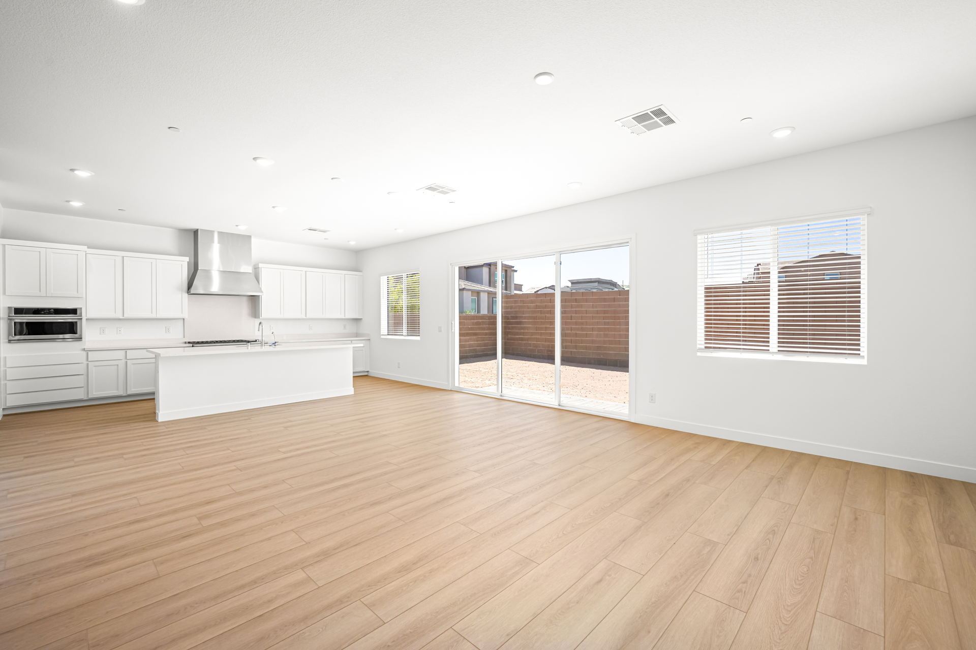Lennar Piazza1597piazzaparadisolane4