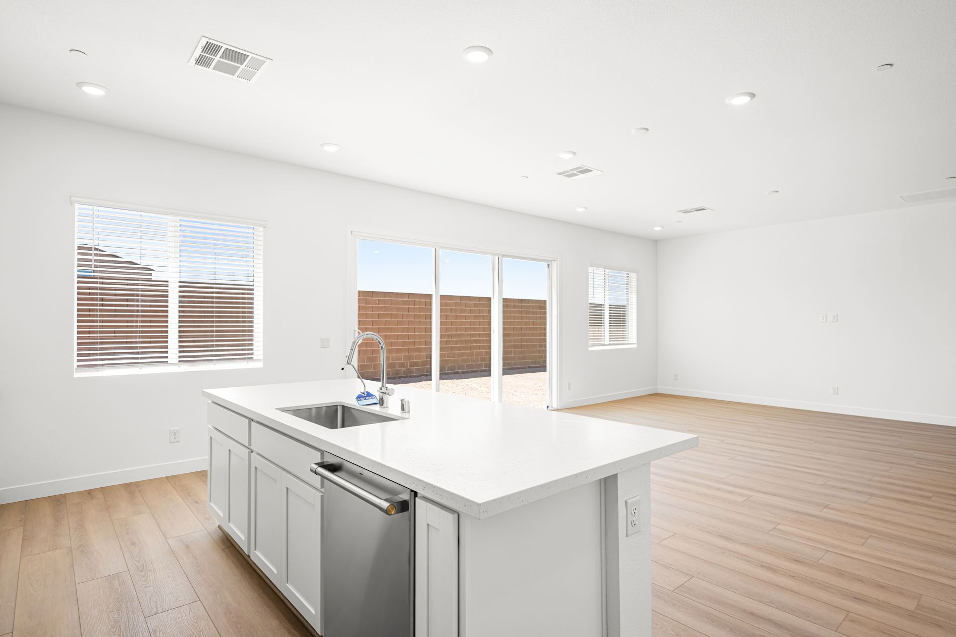 Lennar Piazza1597piazzaparadisolane11