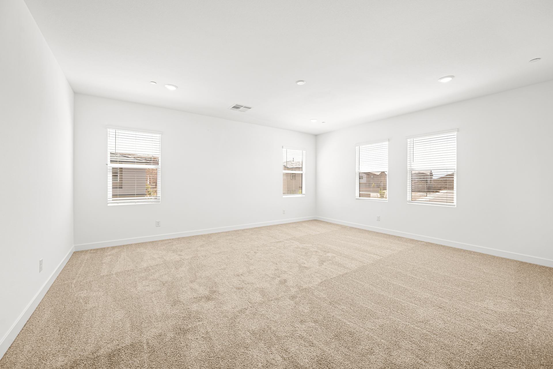 Lennar Piazza1597piazzaparadisolane28