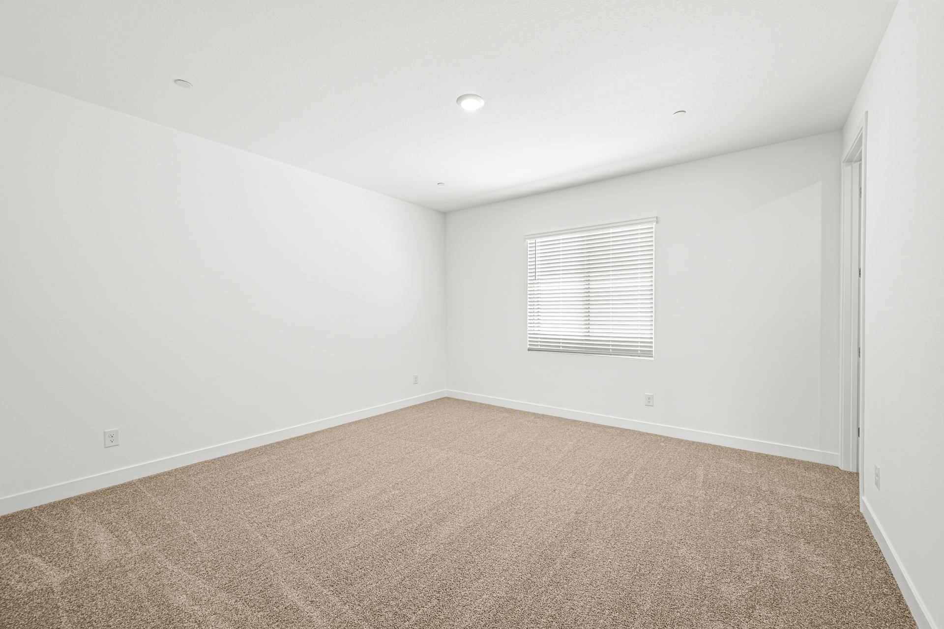 Lennar Piazza1597piazzaparadisolane35