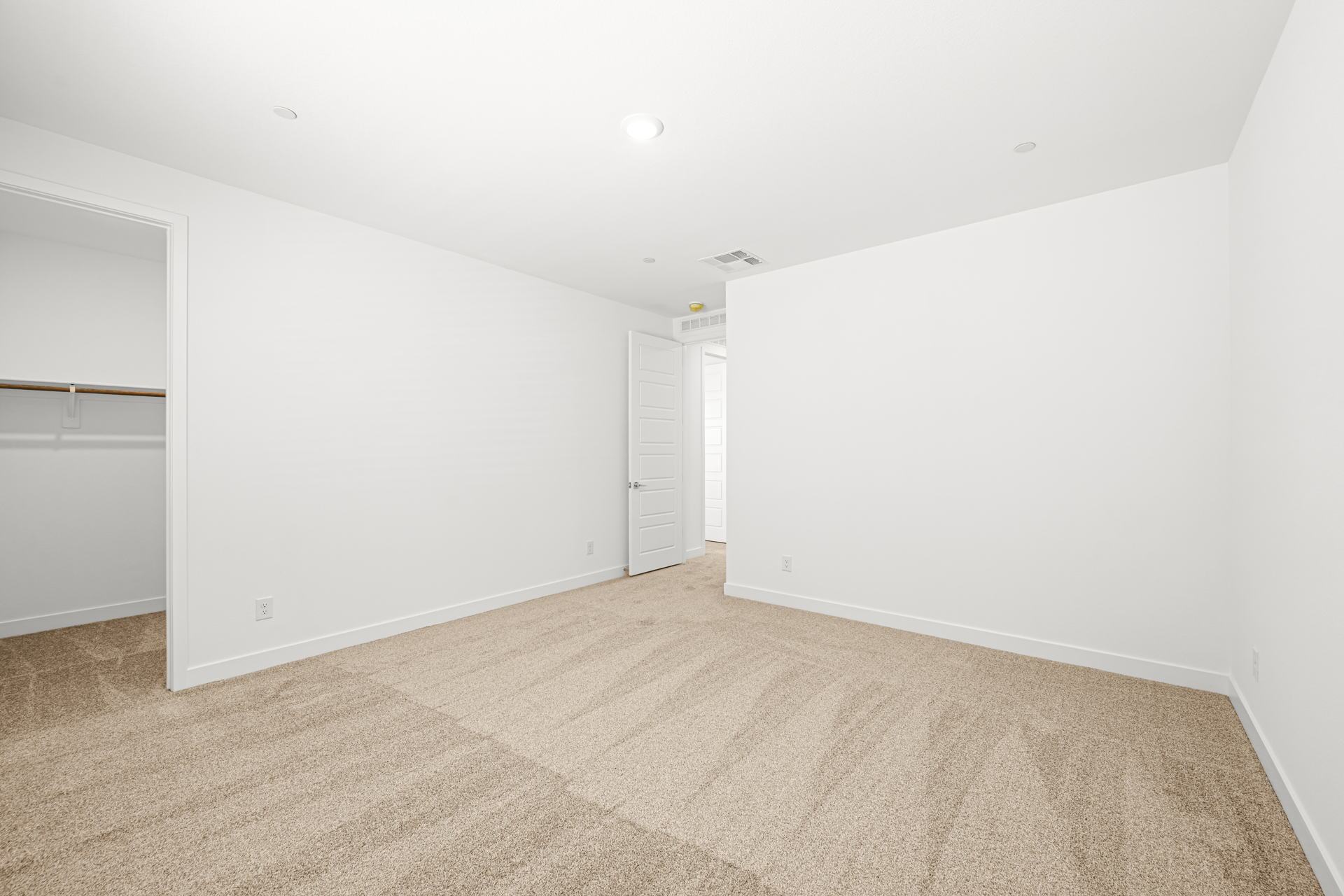Lennar Piazza1597piazzaparadisolane36