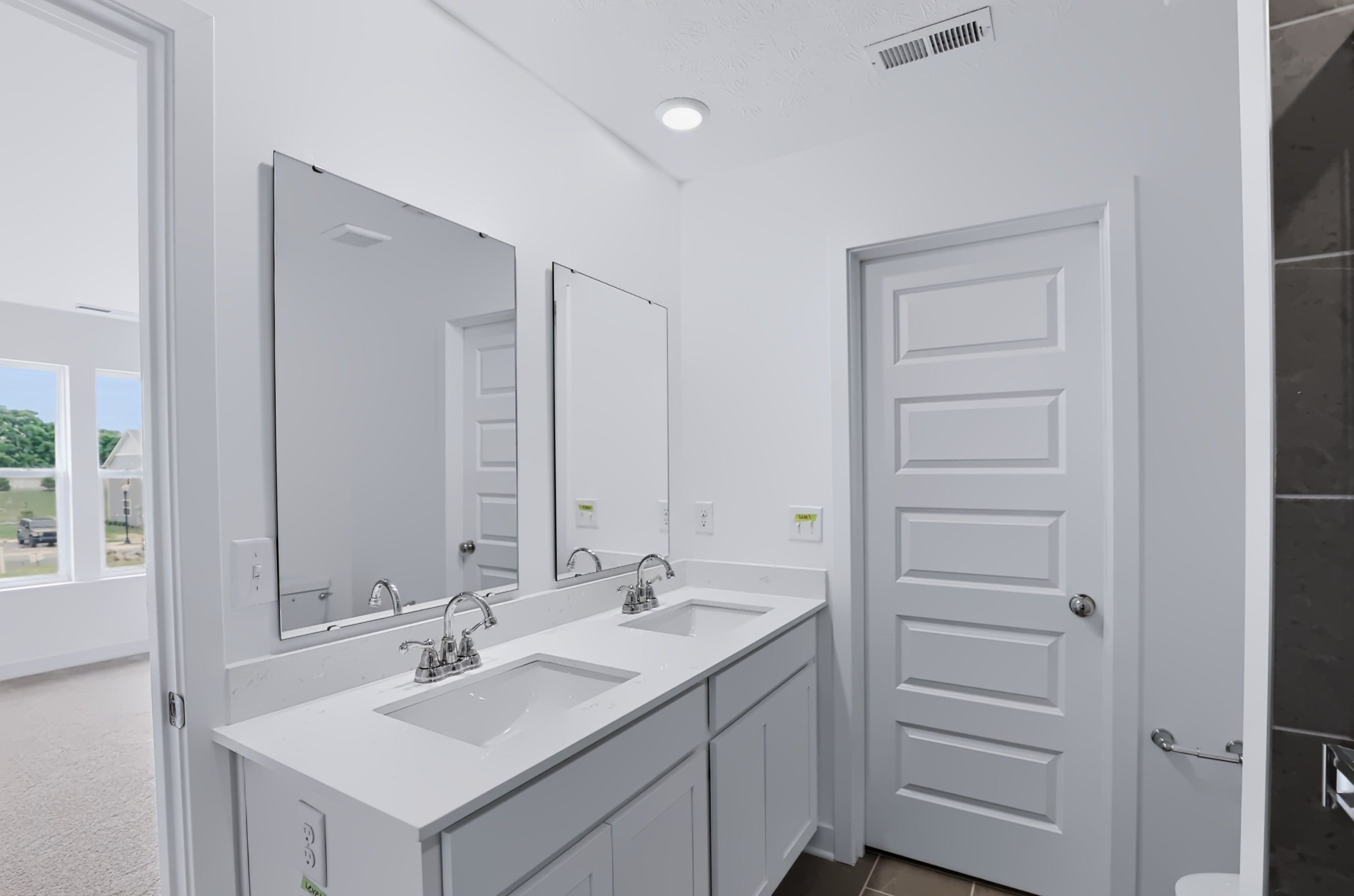 14 1 W5 A9417 HDR