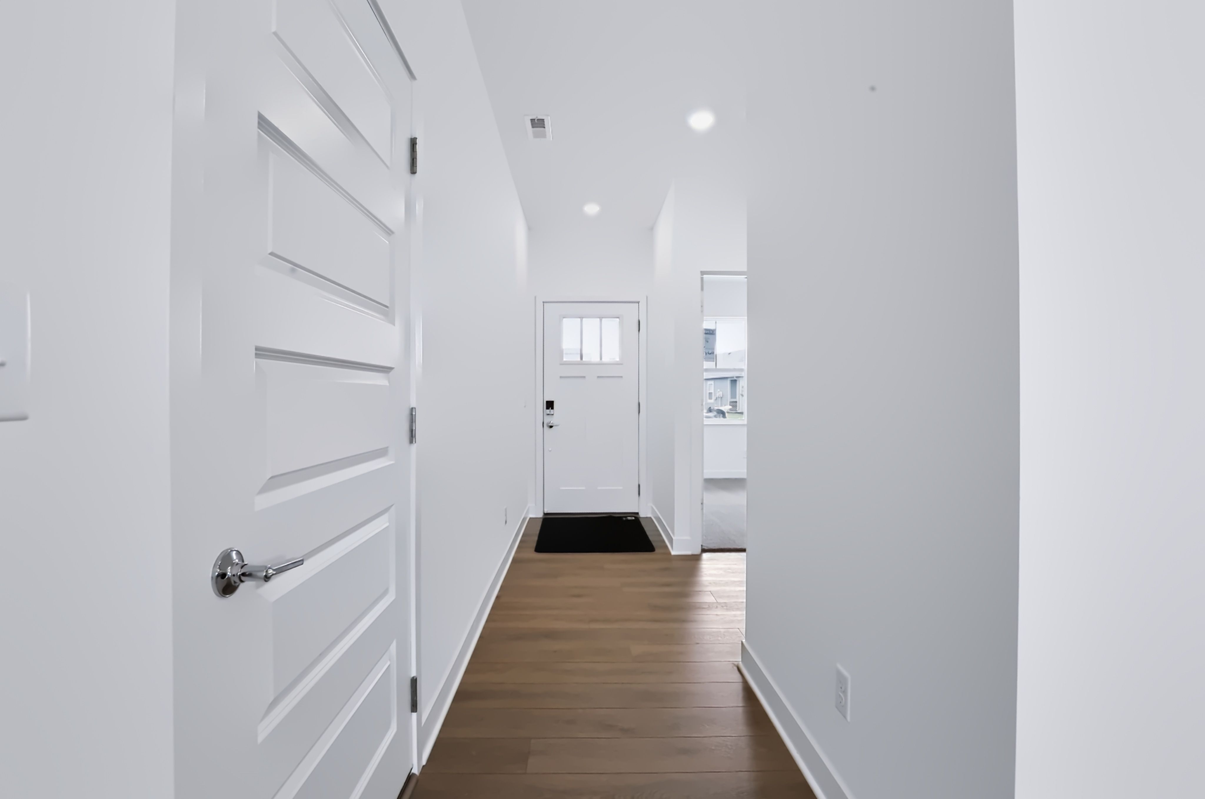 Easton Homesite 91 Hallway