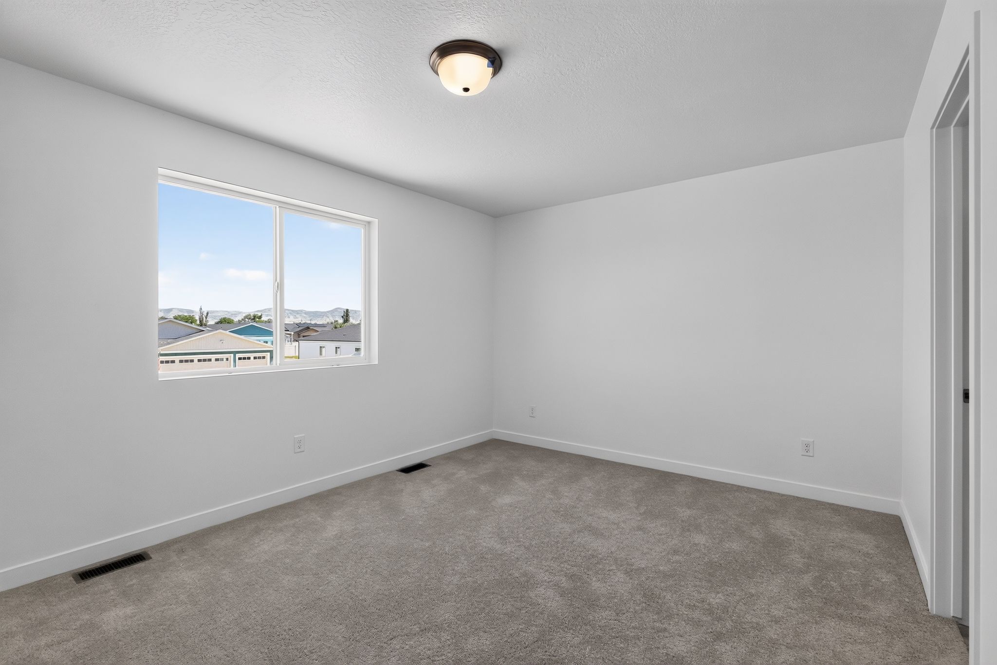 20 2138 Moon Beam Pl Bedroom 0017