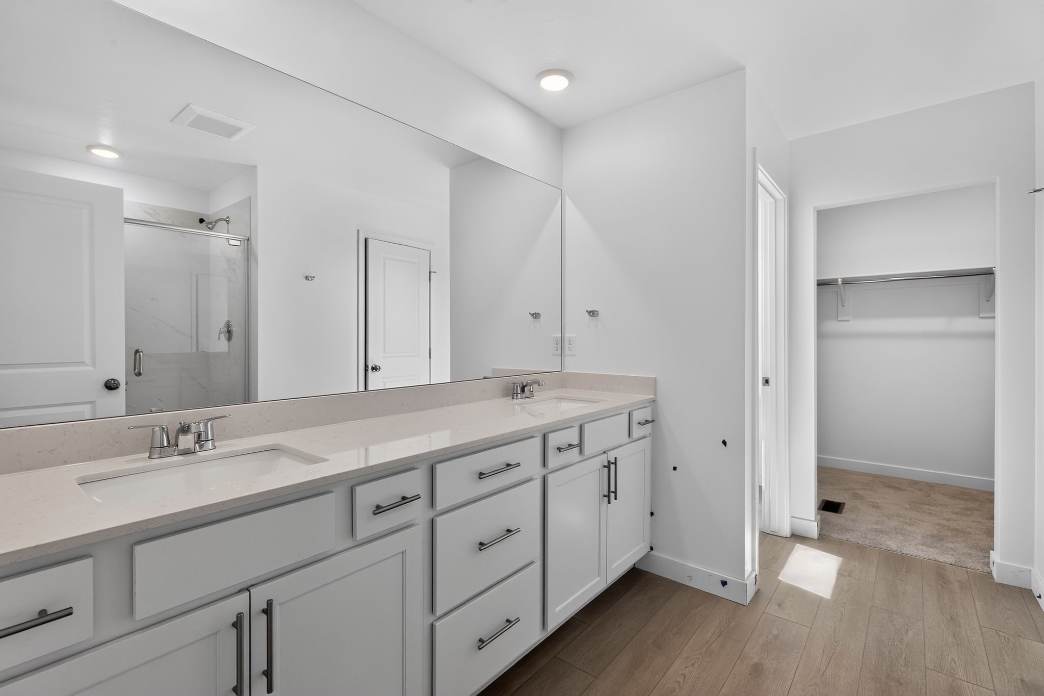 23 2138 Moon Beam Pl Bathroom 0019